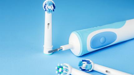 Spazzolino elettrico con idropulsore