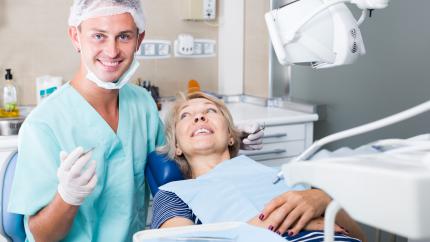 Quanto costa aggiustare un dente rotto