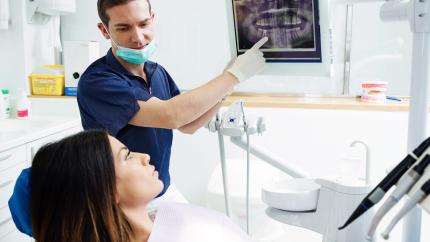 Tempi di guarigione dopo estrazione dente