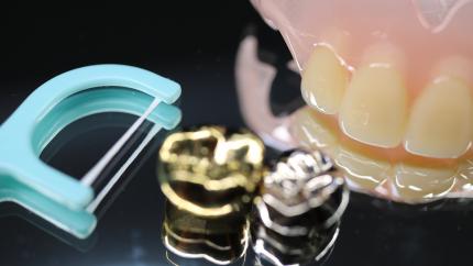 Zirconia dentale