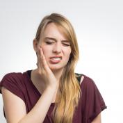 Dolore dopo estrazione dente del giudizio quanto dura