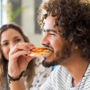 Mangiare pizza dopo estrazione dente